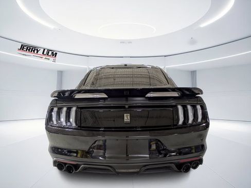Used 2018 Ford Mustang Shelby GT350 w/ Convenience Package RWD image 4