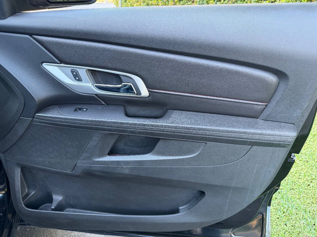 Used 2017 GMC Terrain SLE FWD image 24