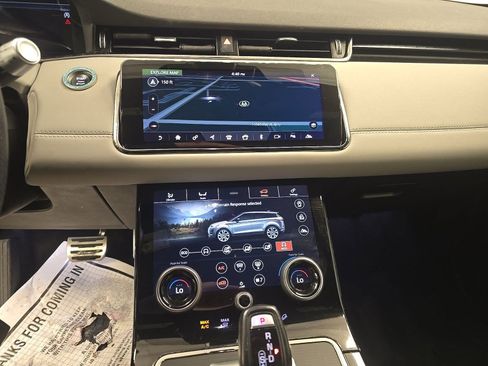 Used 2020 Land Rover Range Rover Evoque R-Dynamic S AWD/4WD image 14