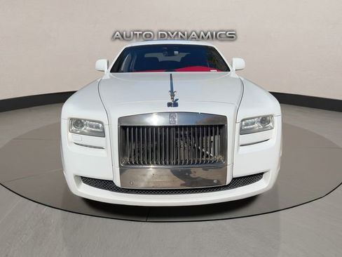 Used 2010 Rolls-Royce Ghost image 2