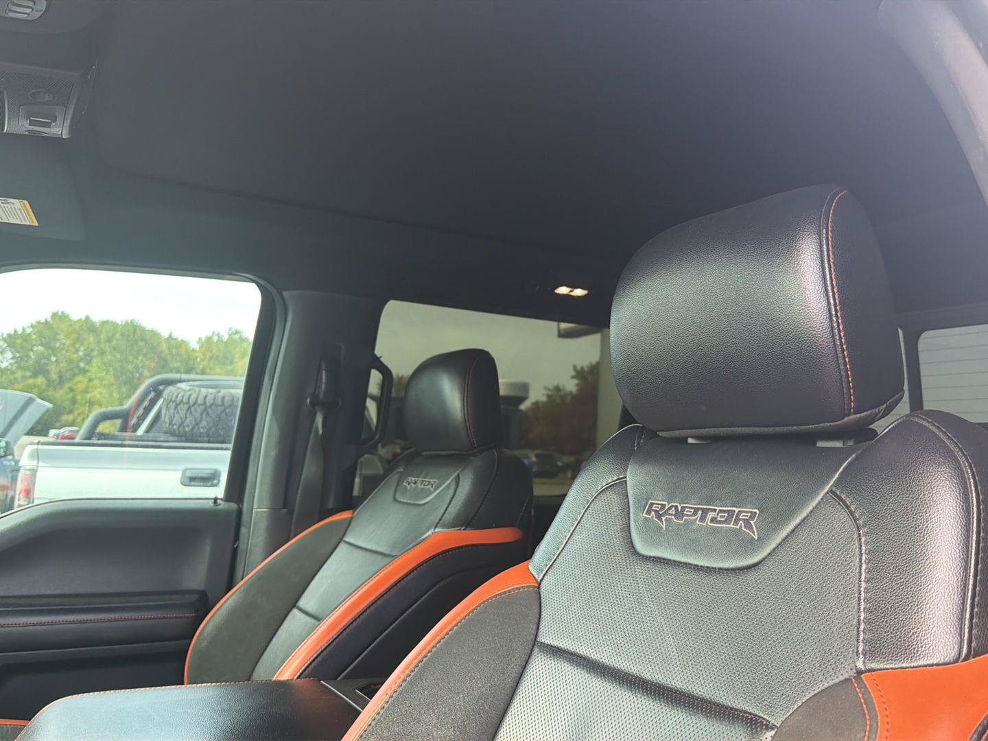 Used 2018 Ford F150 Raptor w/ Equipment Group 802A Luxury AWD/4WD image 22