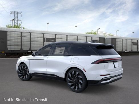 New 2026 Lincoln Nautilus Reserve AWD/4WD image 4