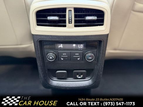 Used 2019 Buick Envision Essence AWD/4WD image 33