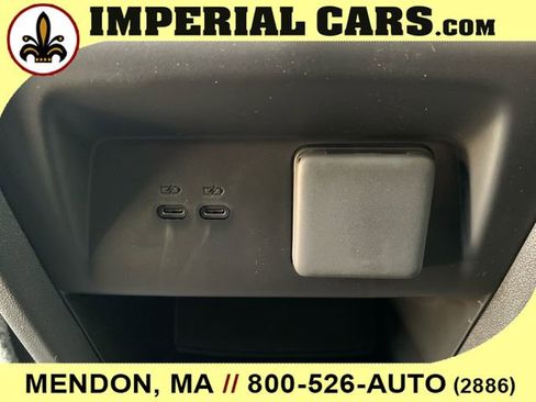 New 2026 Chevrolet Traverse LT w/ Enhanced Driving Package image 17