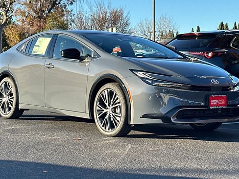 New 2026 Toyota Prius Limited image 10