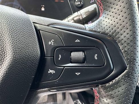 Certified 2024 Chevrolet Trax RS w/ Driver Confidence Package image 16