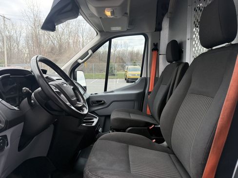 Used 2018 Ford Transit 250 148 Medium Roof w/ Exterior Upgrade Package RWD image 18