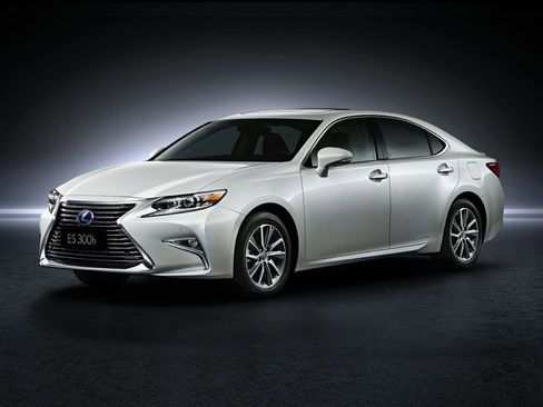 Used 2016 Lexus ES 300h image 1