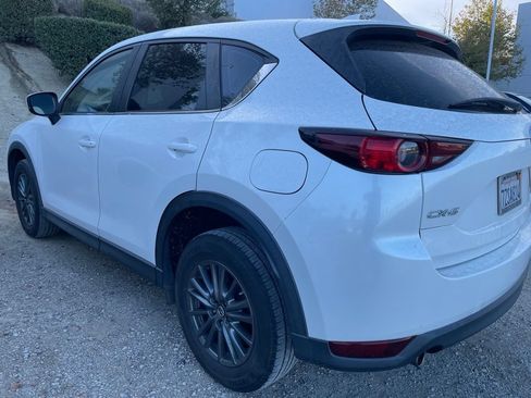 Used 2017 MAZDA CX-5 Sport FWD image 5