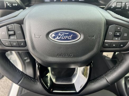 New 2025 Ford Ranger XLT w/ Convenience Package AWD/4WD image 8