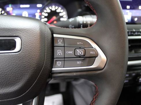 Used 2022 Jeep Compass Trailhawk image 37