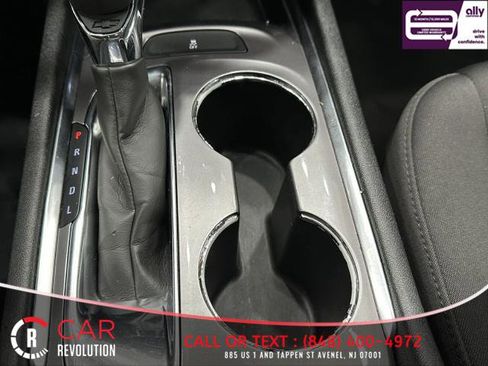 Used 2021 Chevrolet Malibu LT image 30