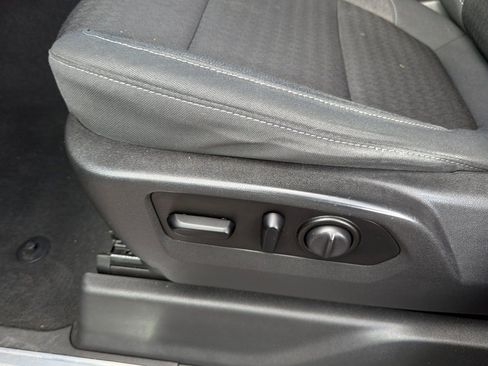 Used 2021 GMC Sierra 1500 Elevation image 12