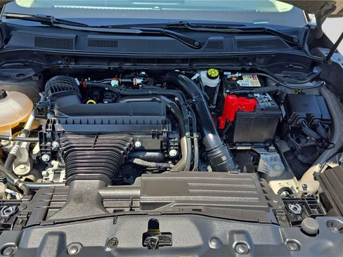 Used 2025 Lincoln Corsair AWD image 27
