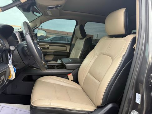 Used 2019 RAM 1500 Limited image 12