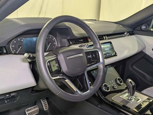 Used 2023 Land Rover Range Rover Evoque R-Dynamic S image 4