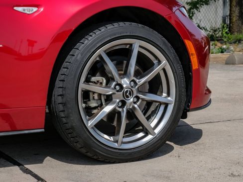 Used 2019 MAZDA MX-5 Miata RF Grand Touring image 61