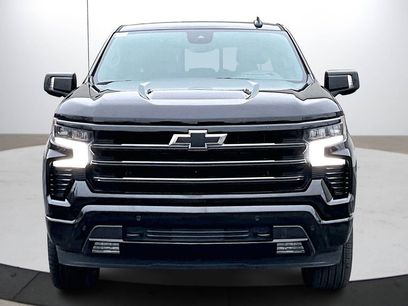 Used 2025 Chevrolet Silverado 1500 High Country w/ Midnight Edition