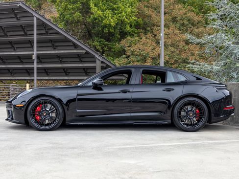 New 2026 Porsche Panamera GTS AWD/4WD image 2