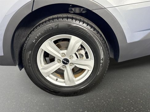 Certified 2023 Kia Sorento LX FWD image 29