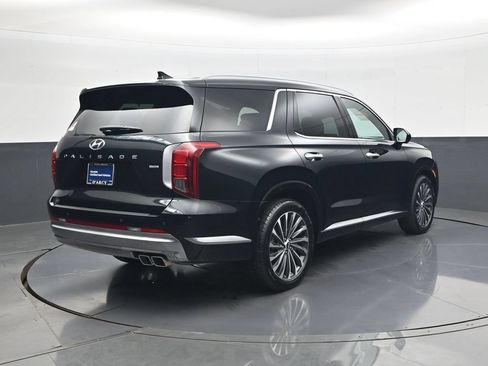 Used 2024 Hyundai Palisade Calligraphy AWD/4WD image 6