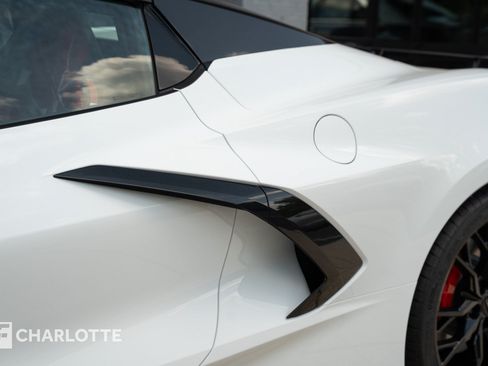 Used 2026 Chevrolet Corvette Stingray Preferred Conv w/ Z51 Performance Package RWD image 9
