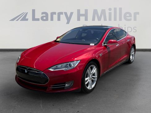Used 2014 Tesla Model S RWD image 1