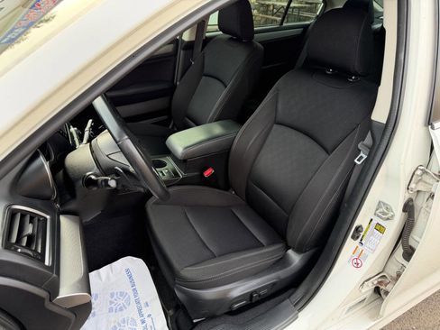 Used 2017 Subaru Legacy 2.5i Premium image 25
