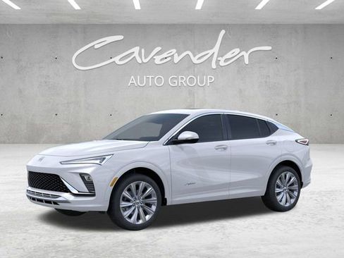New 2026 Buick Envista Avenir image 2