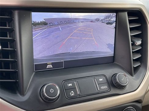 Used 2023 GMC Acadia Denali image 17