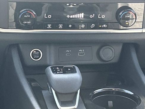 Certified 2023 Nissan Rogue SV AWD/4WD image 26