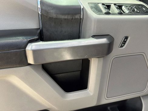 Used 2020 Ford F350 XLT w/ XLT Premium Package image 8