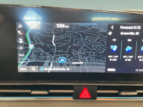 Used 2024 Hyundai Elantra Limited FWD image 16