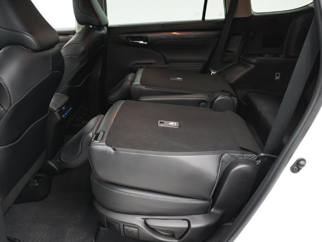 Used 2022 Toyota Highlander Limited AWD/4WD image 45
