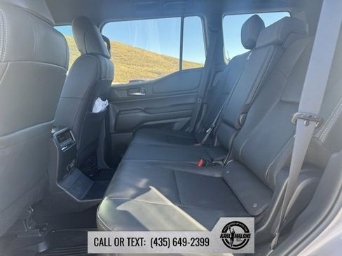 Used 2025 Toyota Land Cruiser image 19