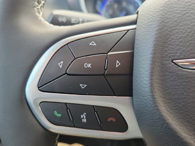 New 2026 Chrysler Voyager LX FWD image 17