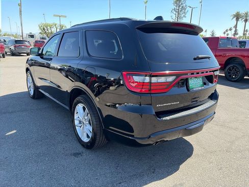 Certified 2024 Dodge Durango GT RWD image 3