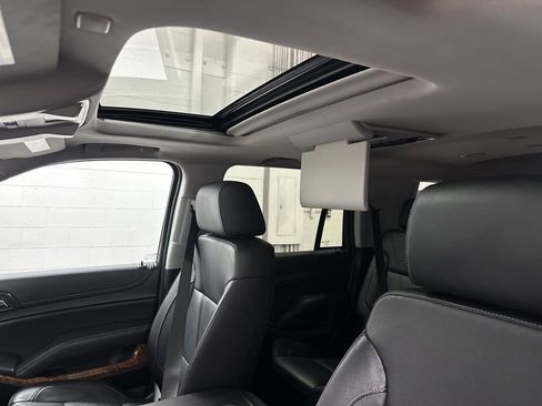 Used 2020 Chevrolet Tahoe Premier w/ 6.2L Performance Package image 31