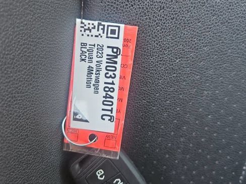 Used 2023 Volkswagen Tiguan SE AWD/4WD image 20