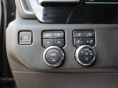 Used 2023 GMC Sierra 1500 Elevation w/ Elevation Premium Package image 25