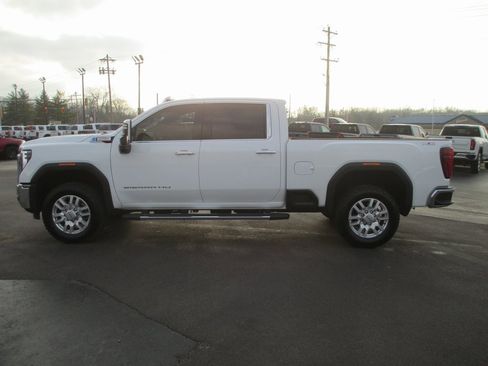 Certified 2024 GMC Sierra 2500 SLT w/ SLT Premium Package image 9