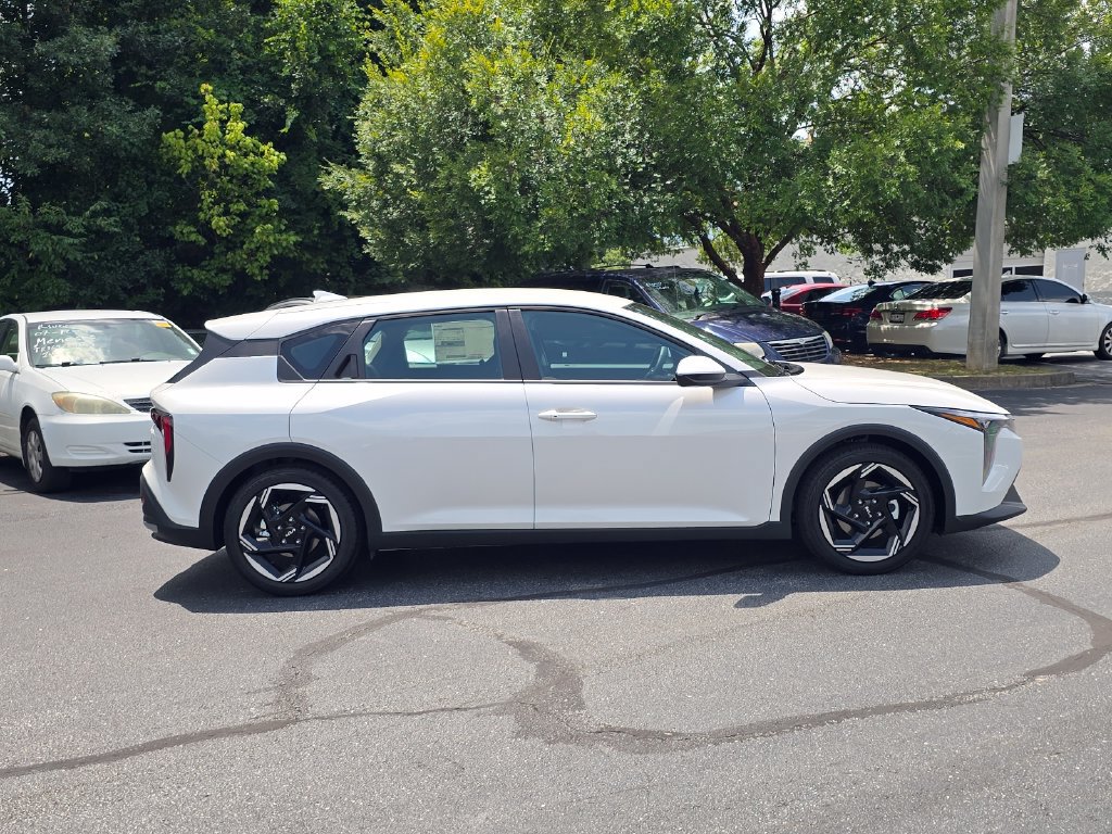 New 2026 Kia K4 EX FWD image 2