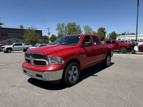 Used 2023 RAM 1500 Classic SLT AWD/4WD image 7