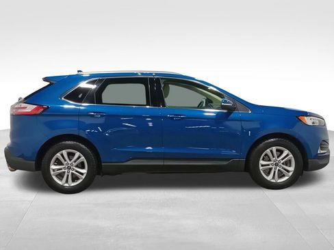 Certified 2020 Ford Edge SEL w/ Convenience Package AWD/4WD image 2