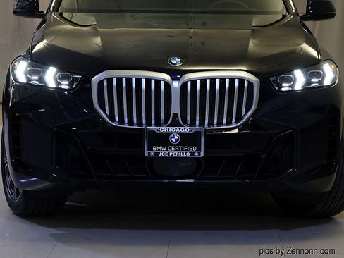 Certified 2025 BMW X5 xDrive40i w/ M Sport Package AWD/4WD image 6