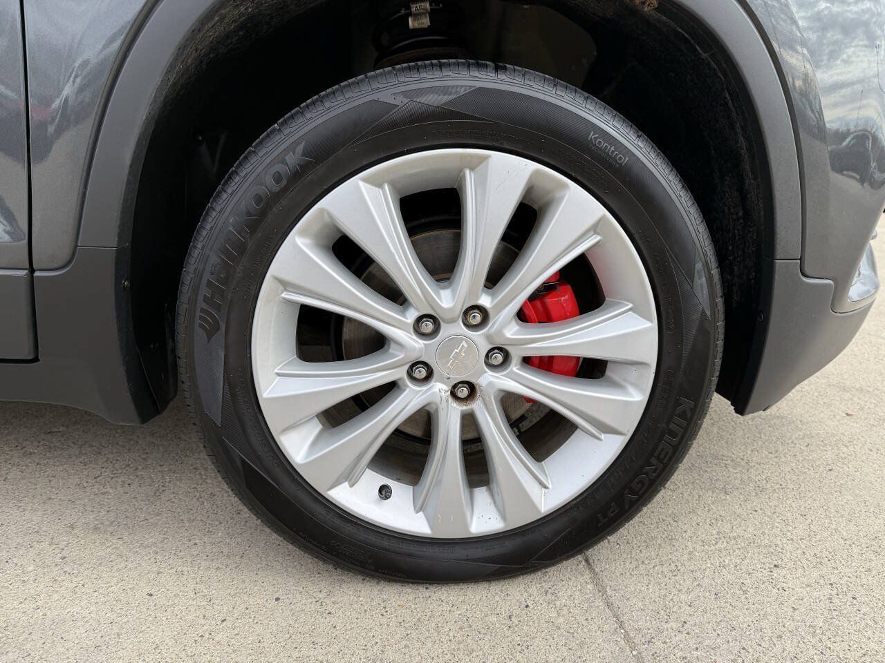 Used 2020 Chevrolet Trax Premier AWD/4WD image 10