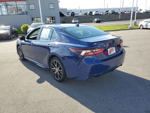 Certified 2023 Toyota Camry SE image 3