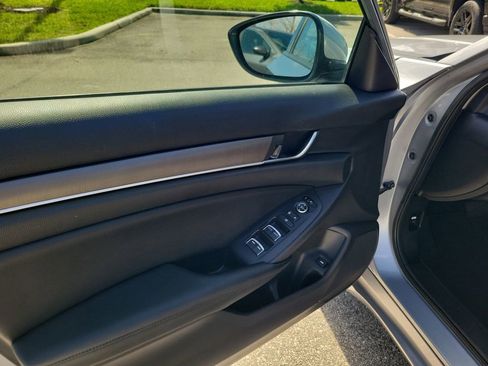 Used 2020 Honda Accord LX image 23