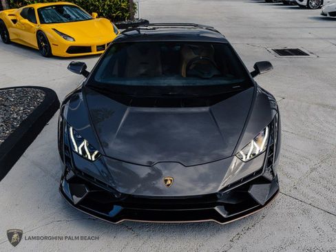 Used 2024 Lamborghini Huracan Tecnica RWD image 9