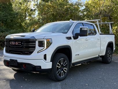 Used 2024 GMC Sierra 1500 AT4 w/ AT4 Premium Package